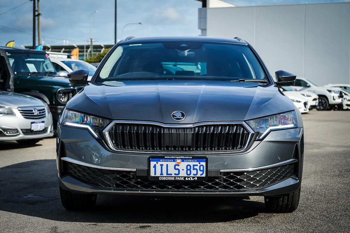 Skoda Octavia image 3