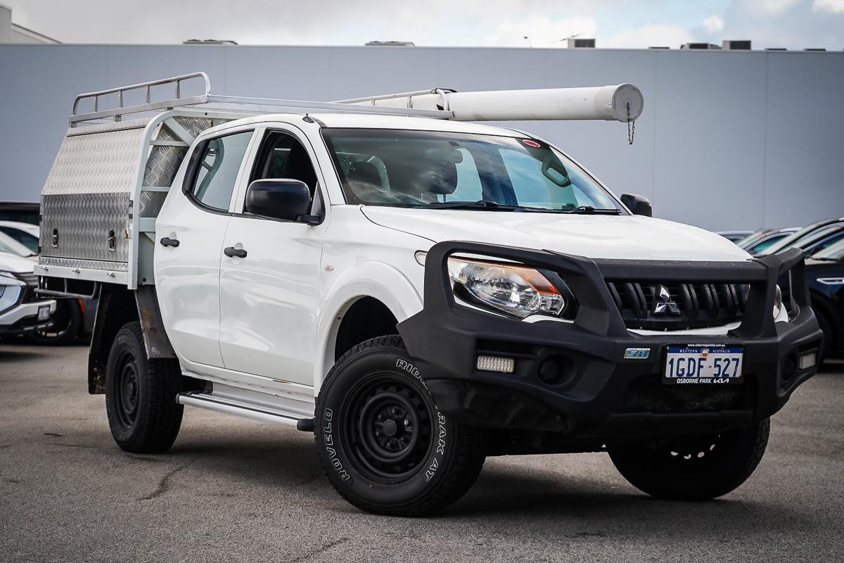 https://dvg-vehicle-assets.s3.amazonaws.com/1201085/7xkdigjq3tvo2hx48uvcgd356.jpg