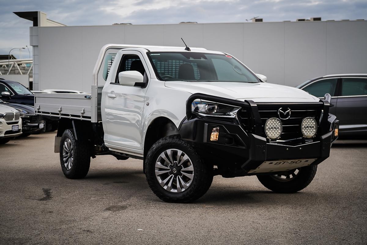 Mazda Bt-50 image 1