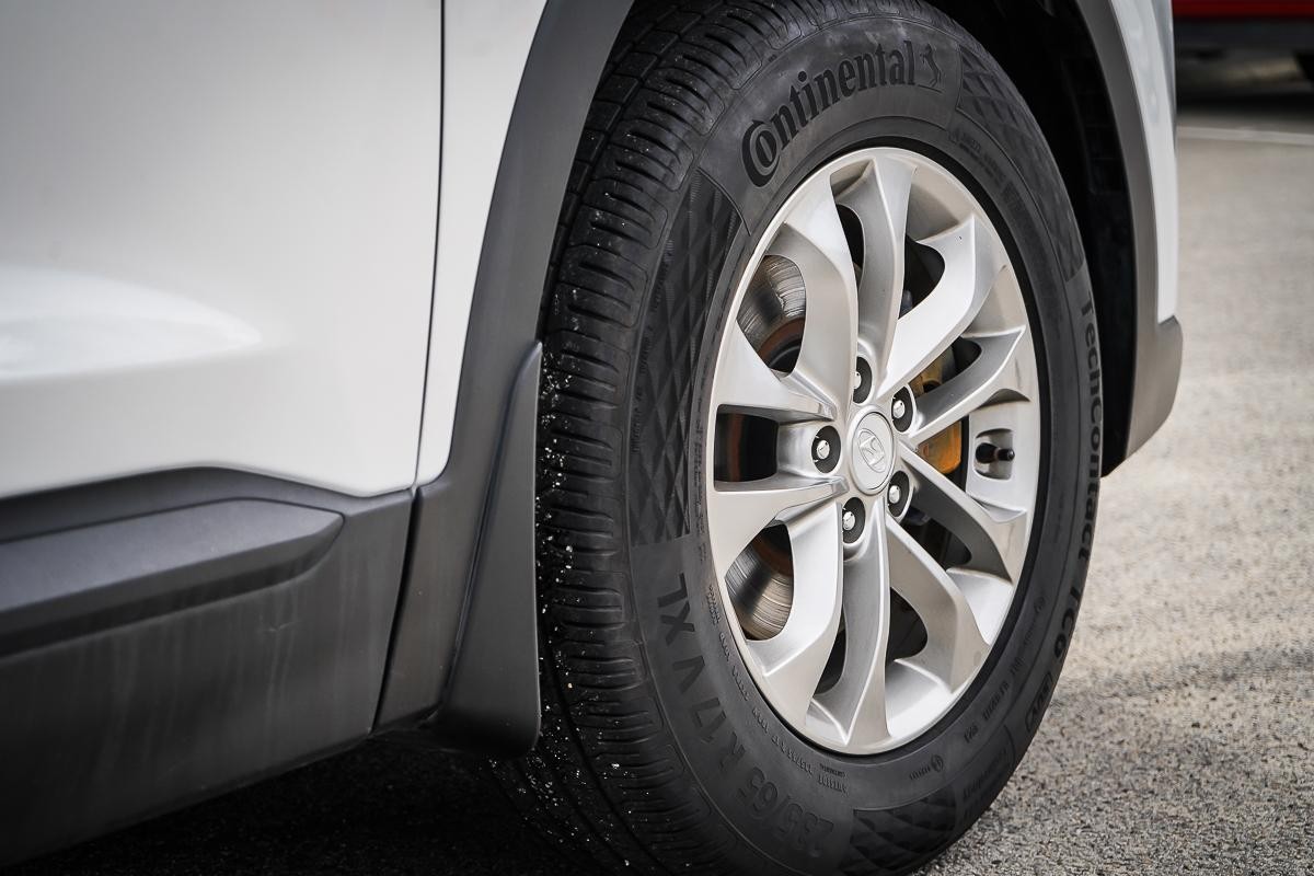 Hyundai Santa Fe image 3