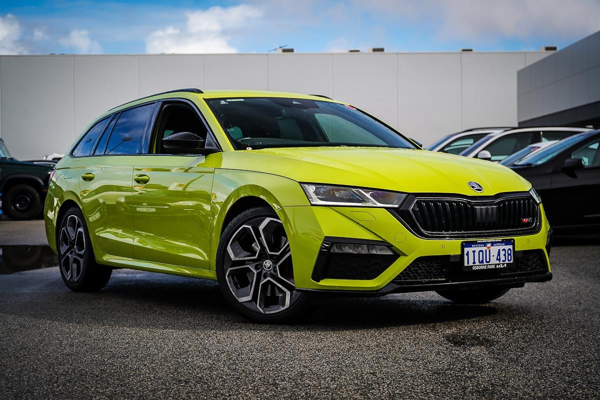 Skoda Octavia image 1