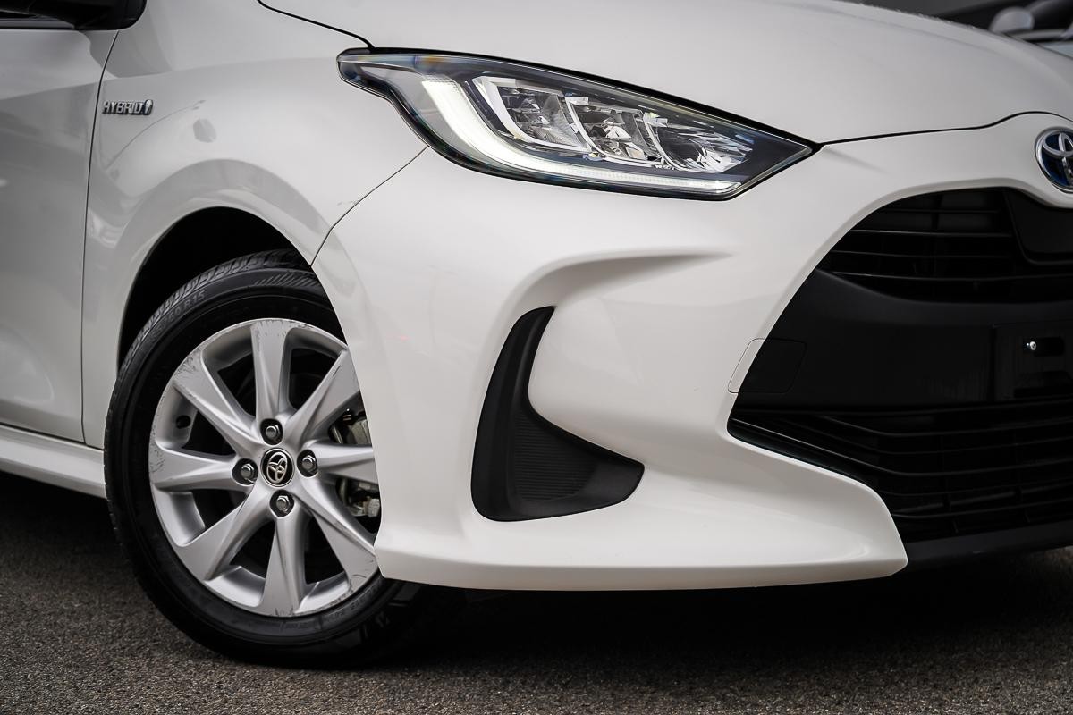 Toyota Yaris image 2