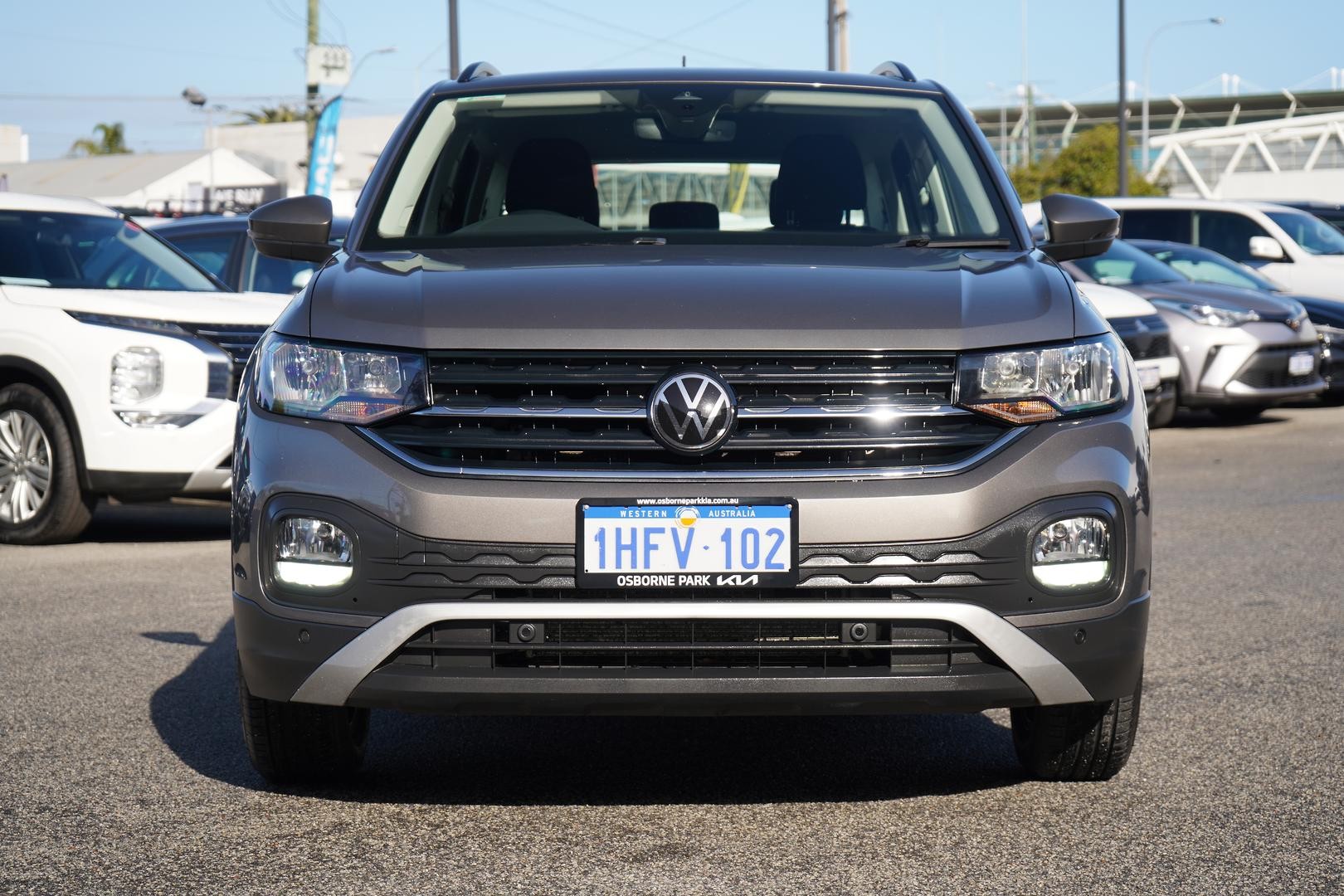 Volkswagen T-cross image 3