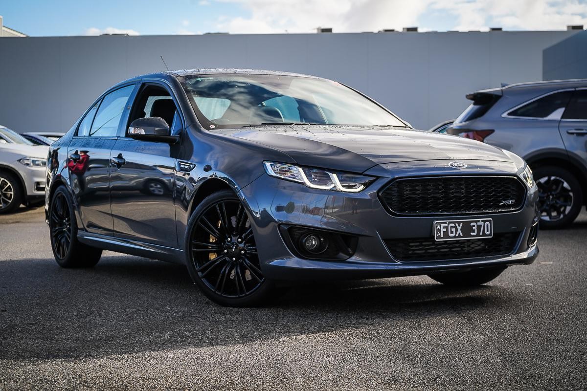 Ford Falcon image 1