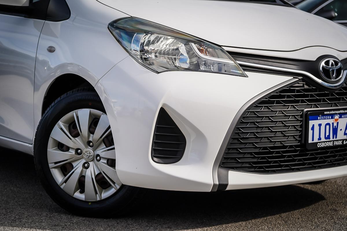 Toyota Yaris image 2