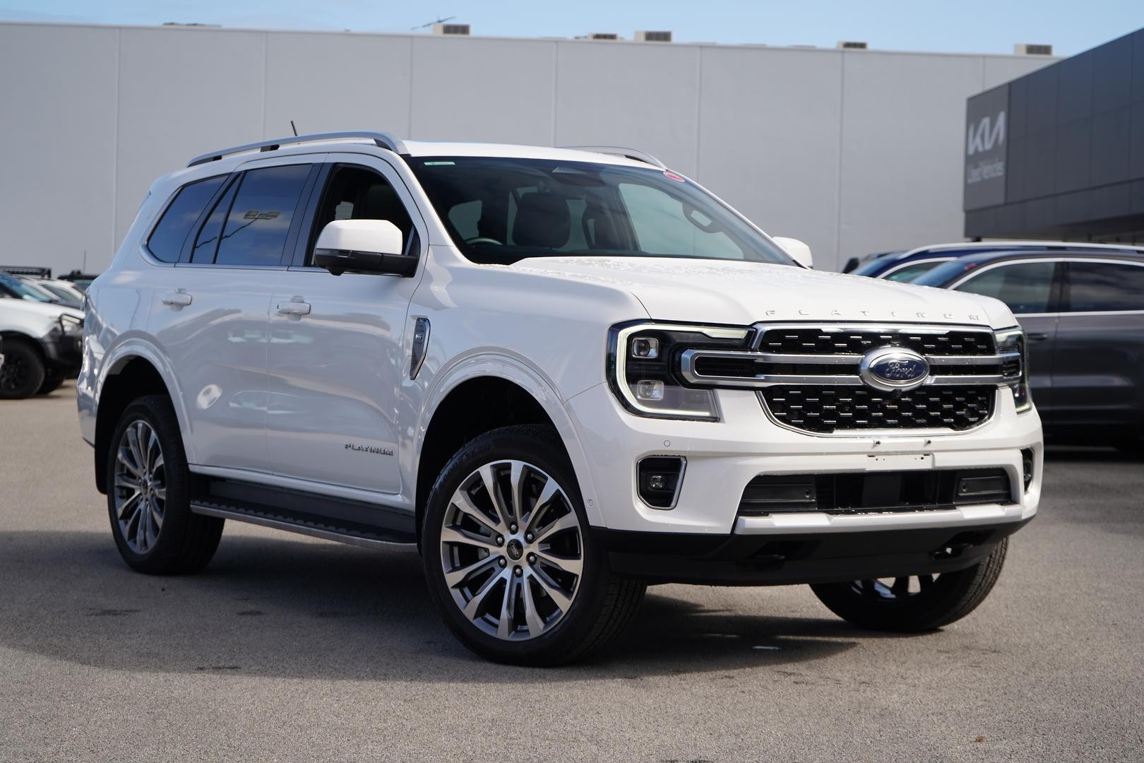 Ford Everest image 1