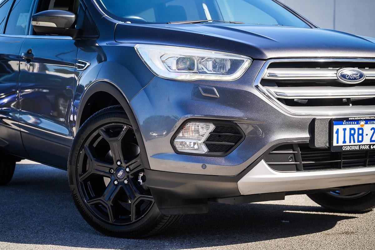 Ford Escape image 2