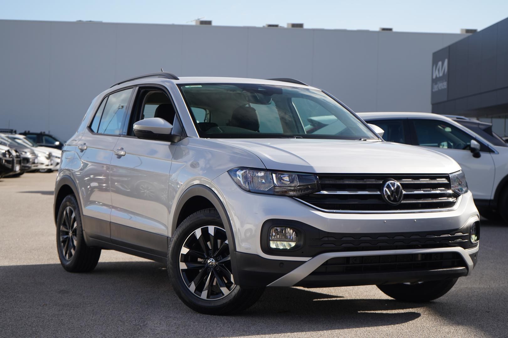 Volkswagen T-cross image 1