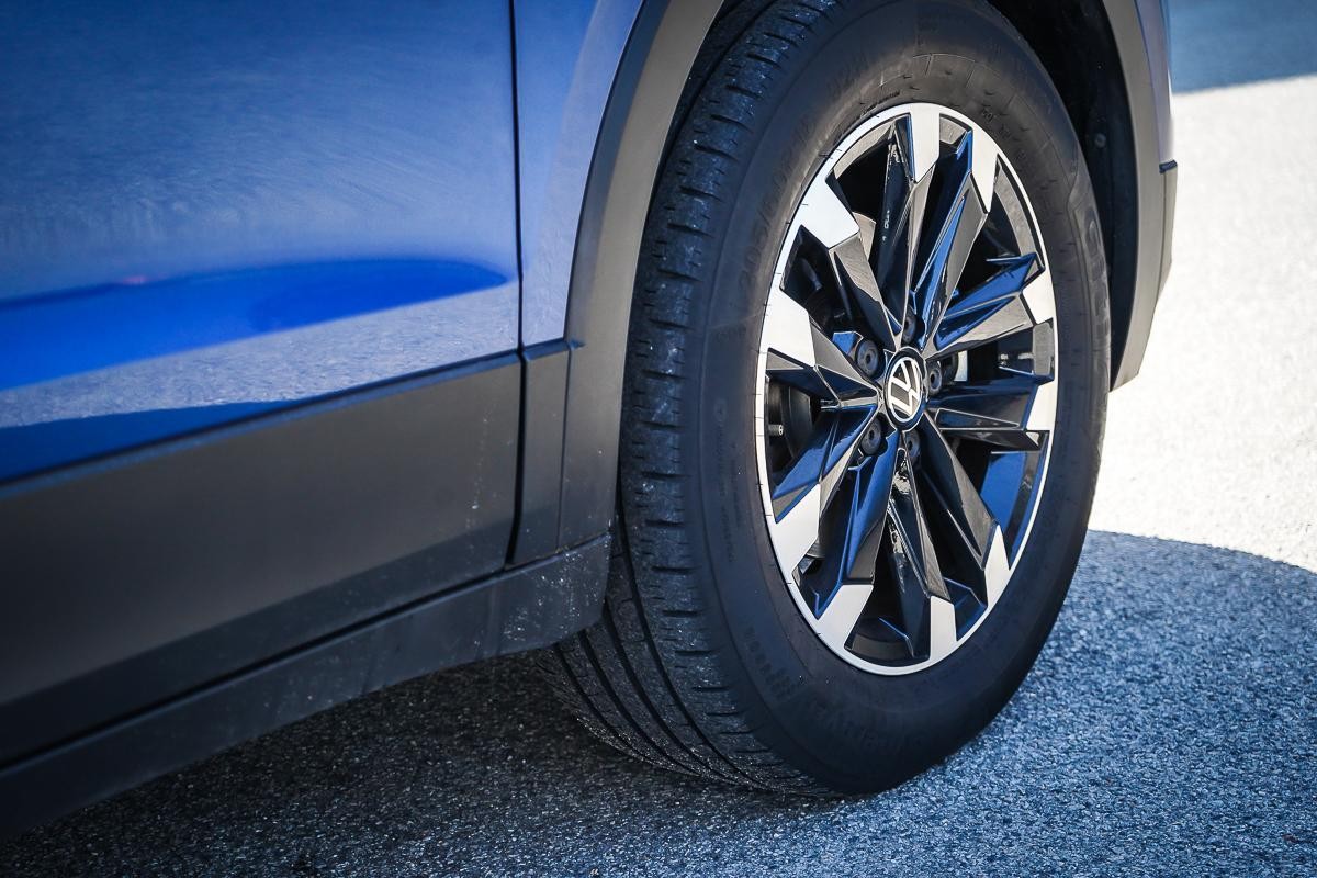 Volkswagen T-cross image 3