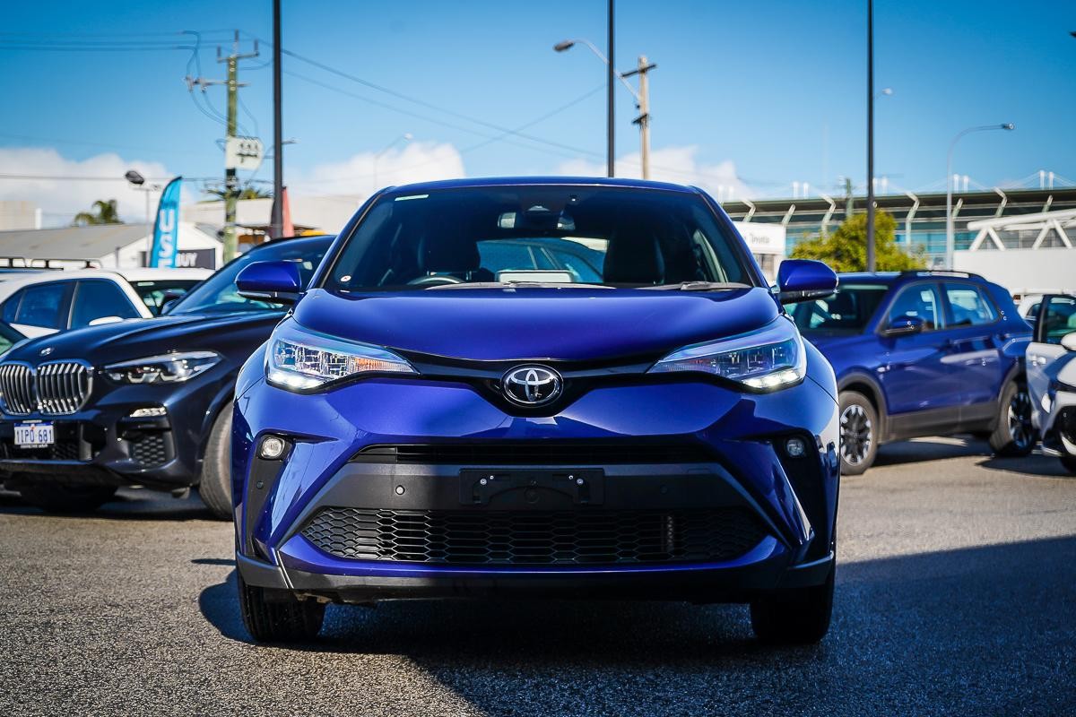 Toyota C-hr image 3