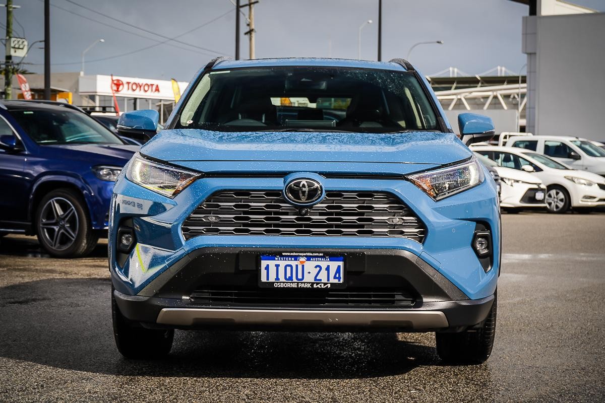 Toyota Rav4 image 3