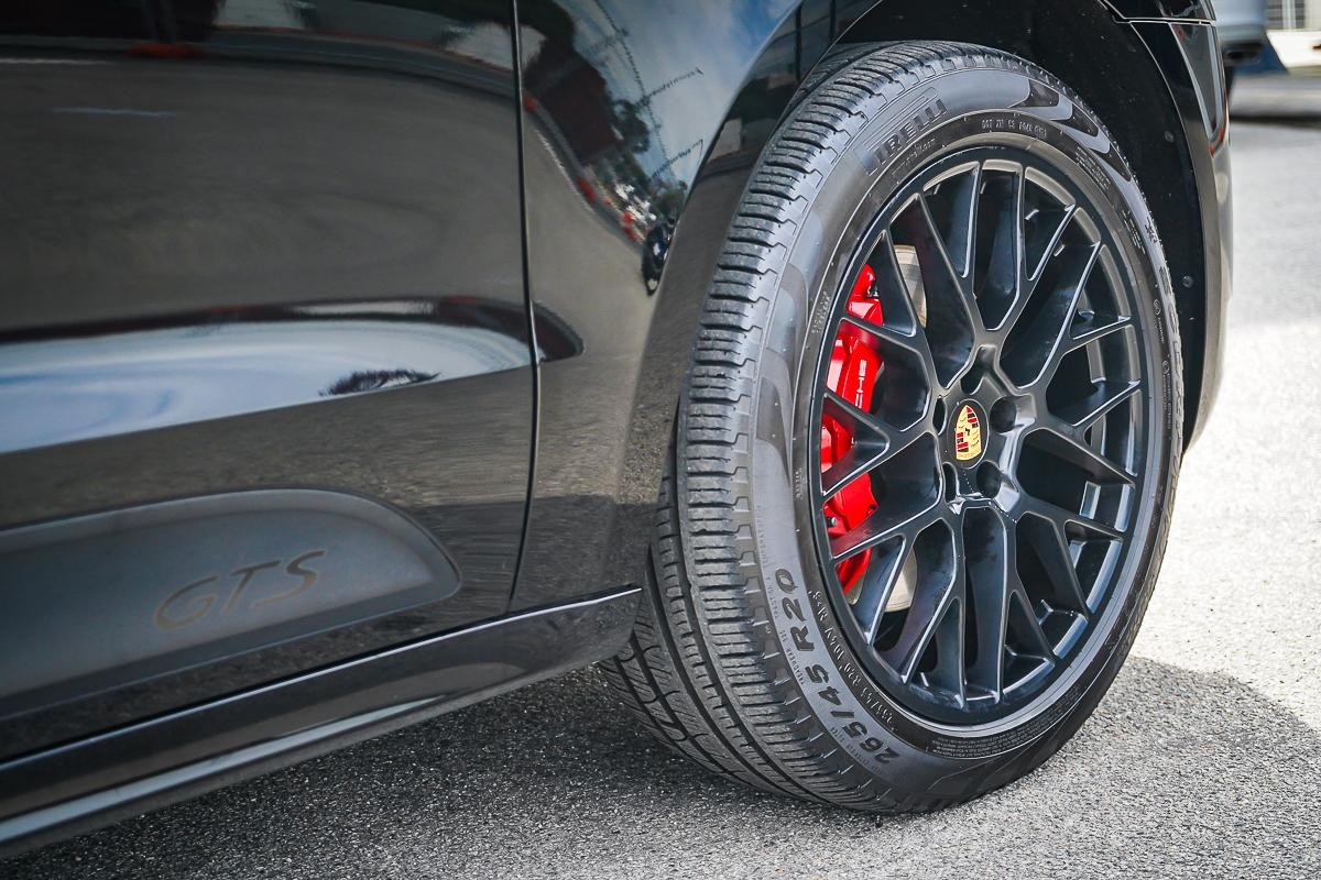 Porsche Macan image 3