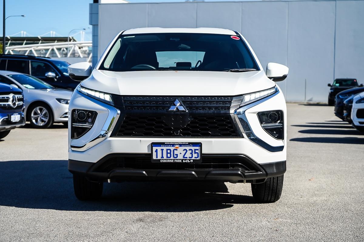 Mitsubishi Eclipse Cross image 3