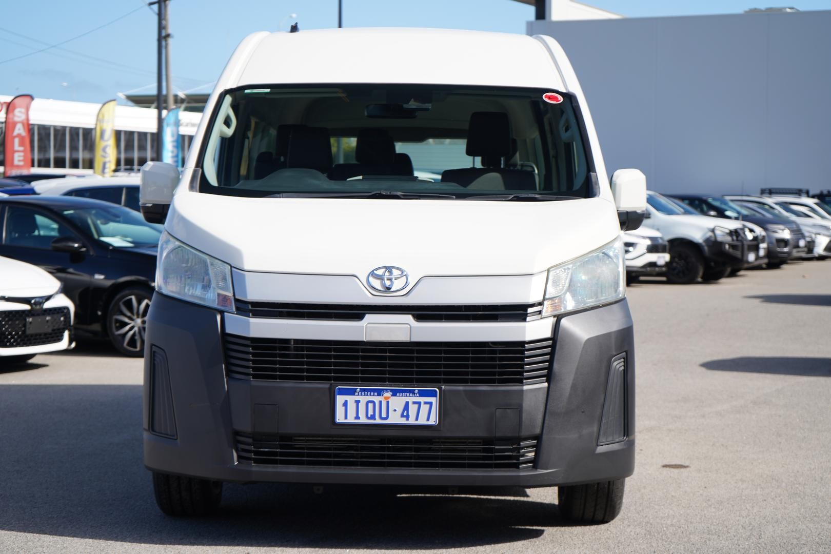 Toyota Hiace image 3