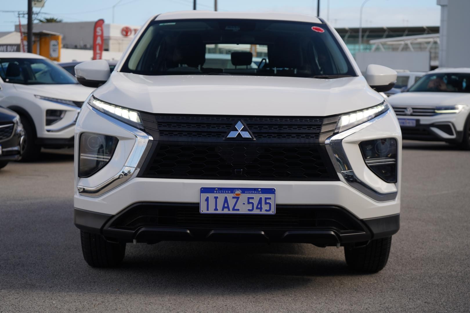 Mitsubishi Eclipse Cross image 3