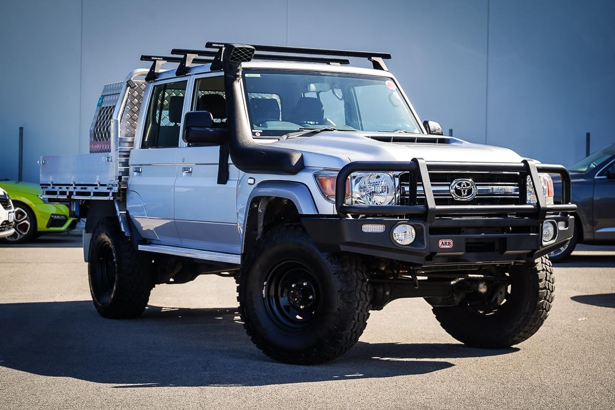 Toyota Landcruiser image 1