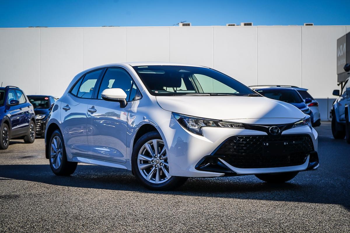 Toyota Corolla image 1