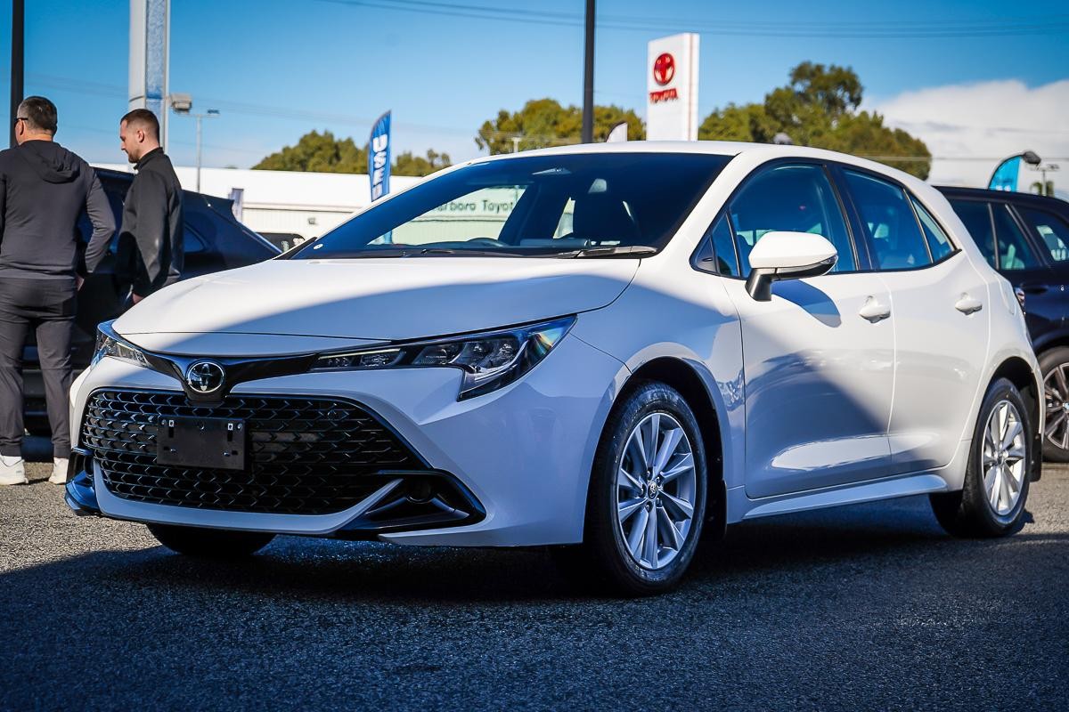 Toyota Corolla image 3