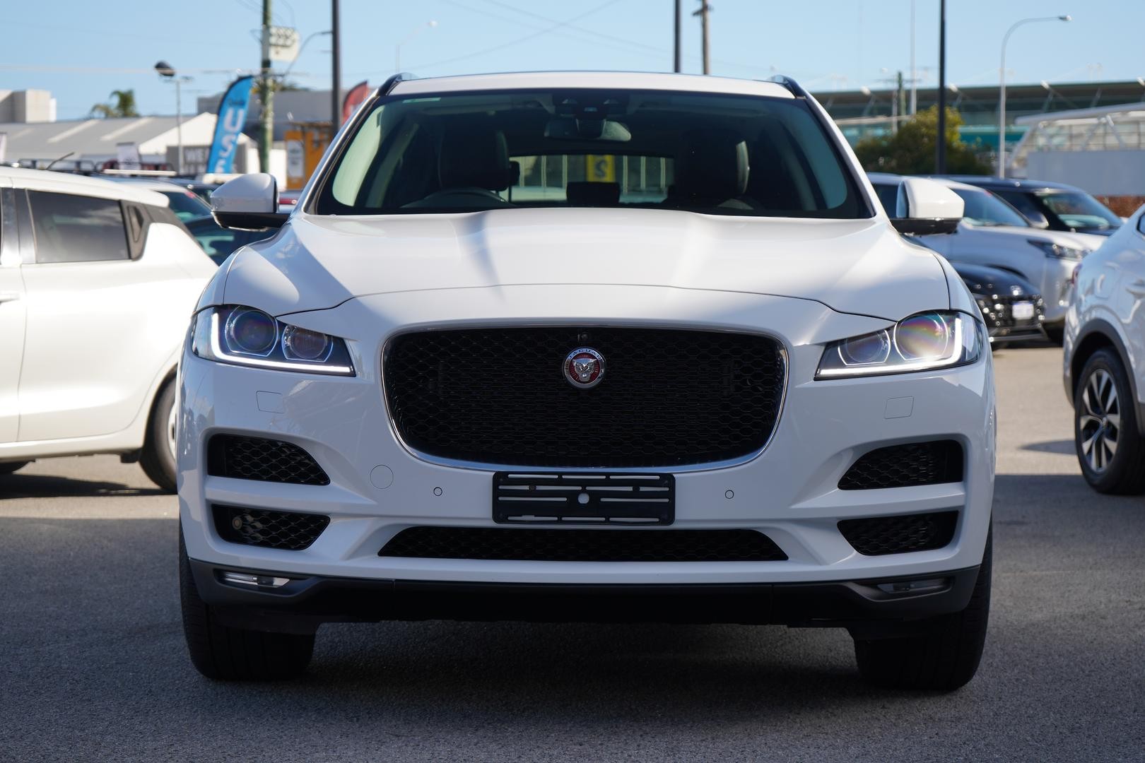 Jaguar F-pace image 3