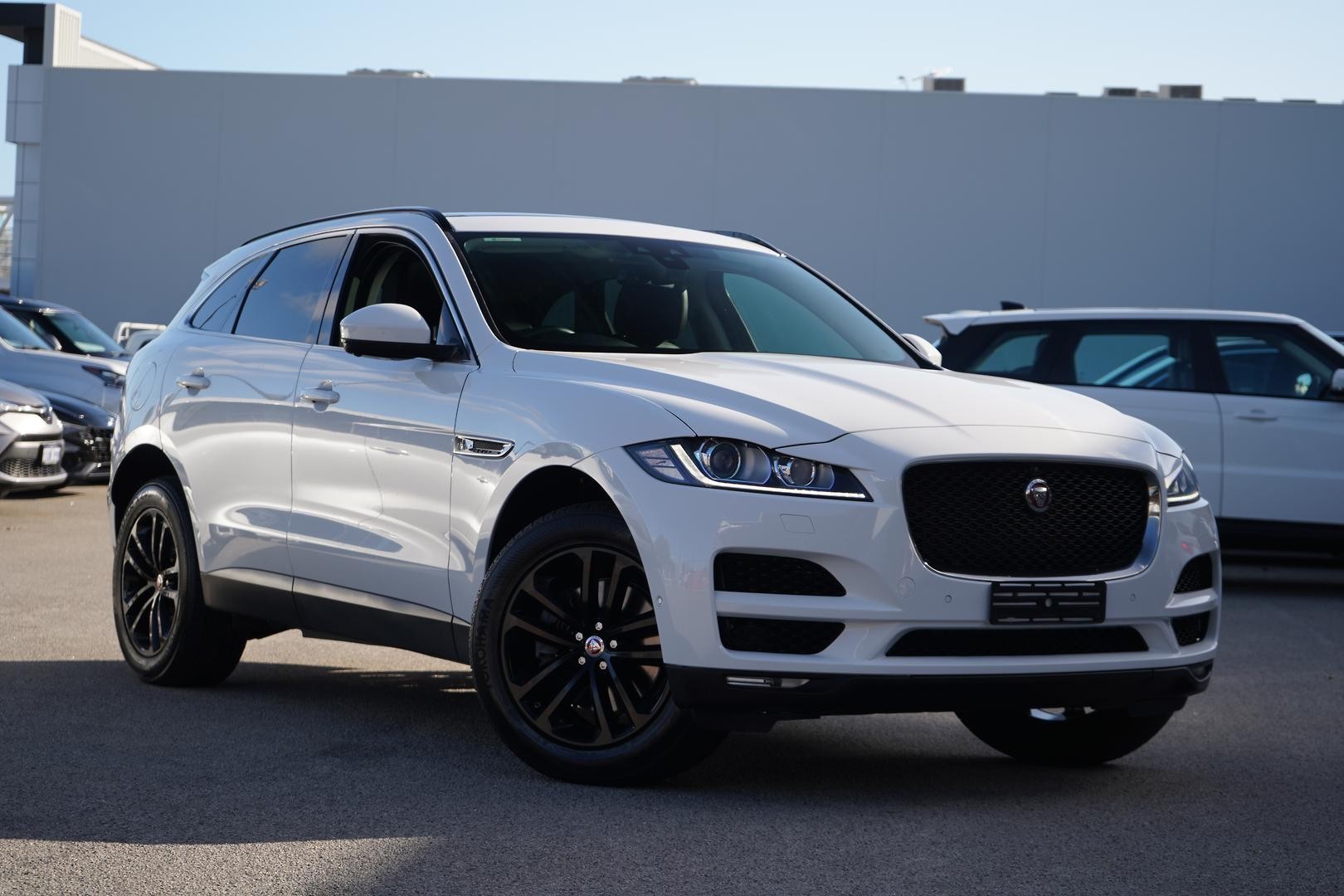 Jaguar F-pace image 1