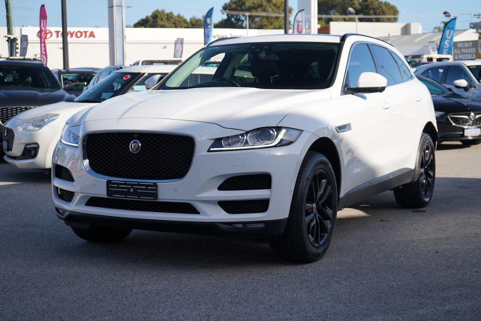 Jaguar F-pace image 4