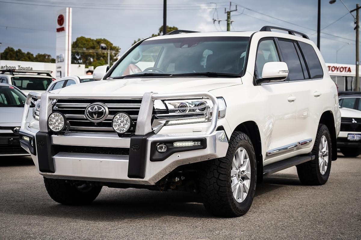 Toyota Landcruiser image 4