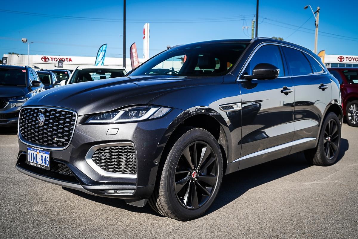 Jaguar F-pace image 4