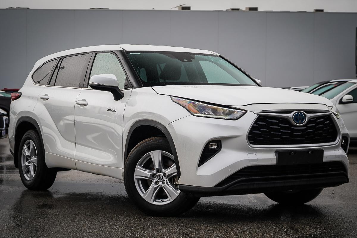 Toyota Kluger image 1