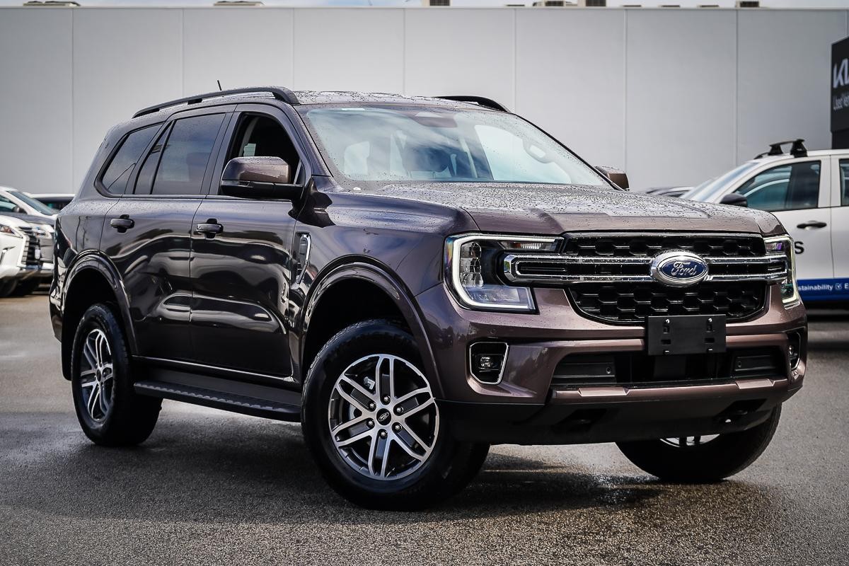 Ford Everest image 1