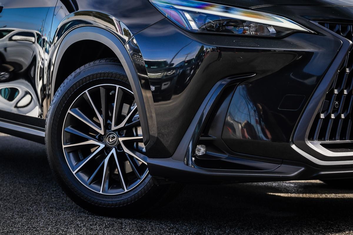 Lexus Nx image 2