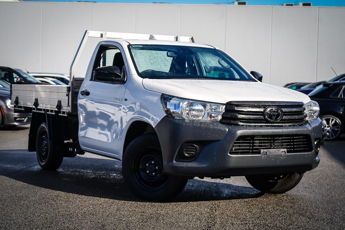 Toyota Hilux image 1