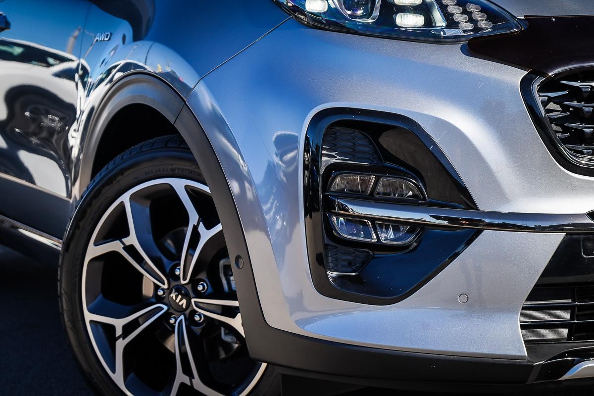 Kia Sportage image 2