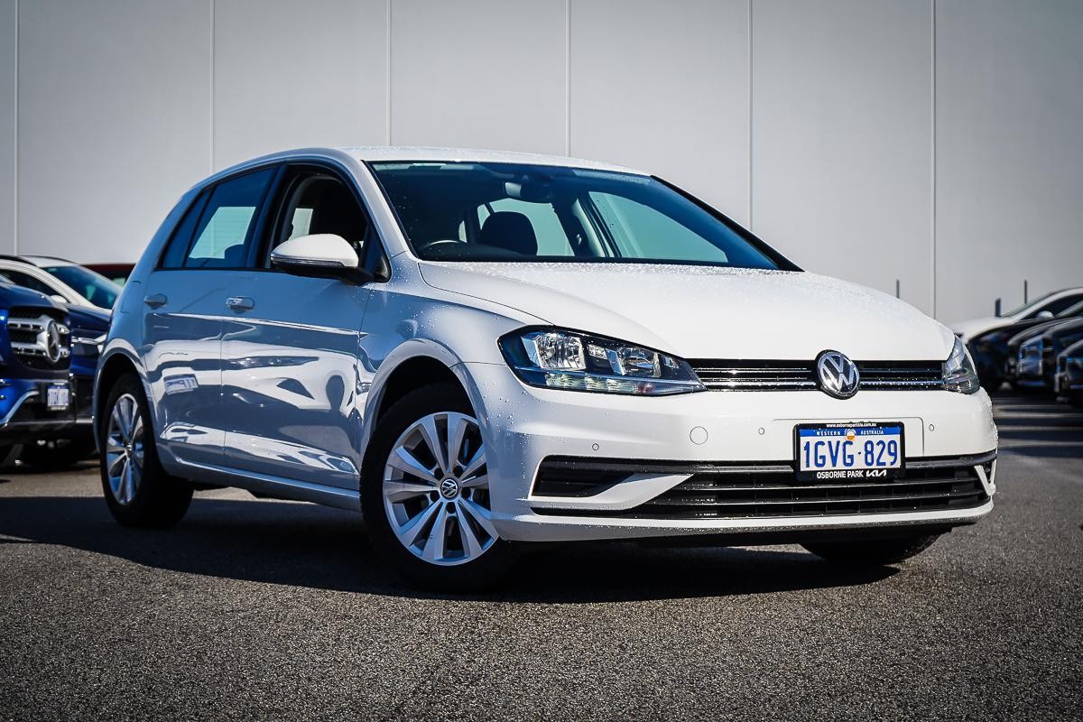 Volkswagen Golf image 1