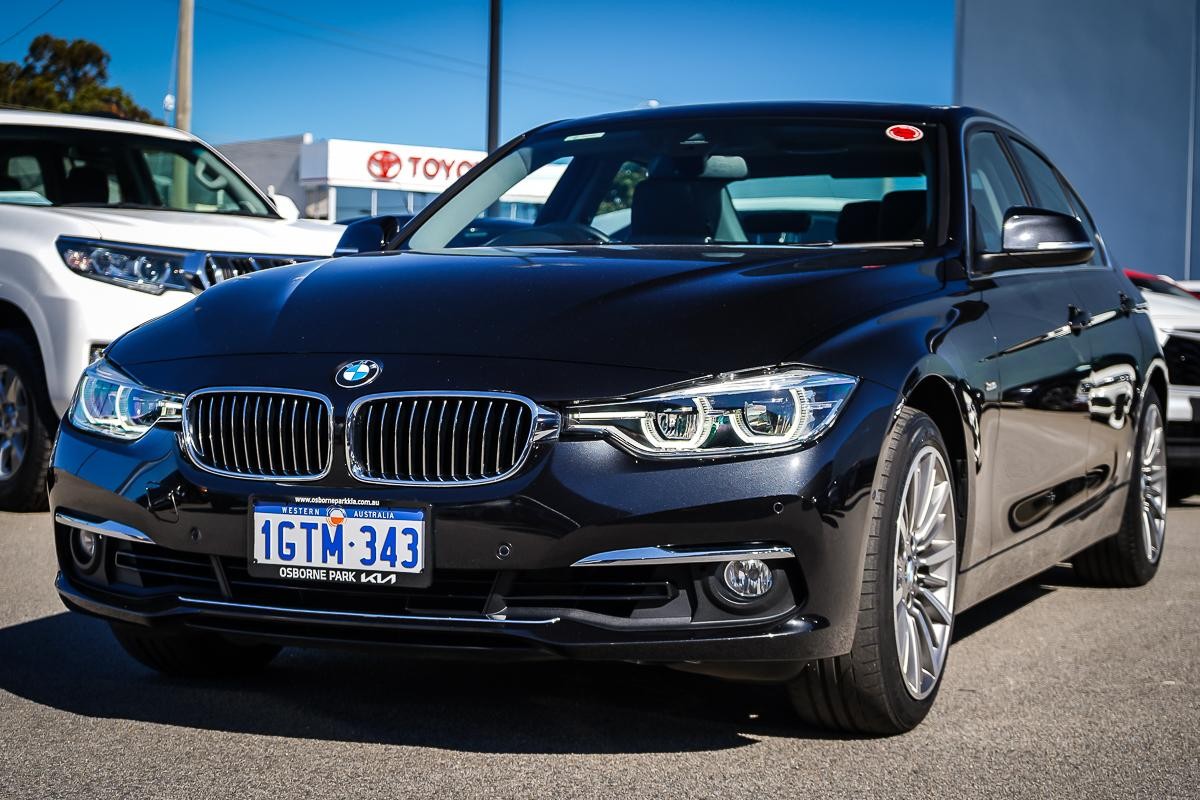 BMW 3 Series image 4