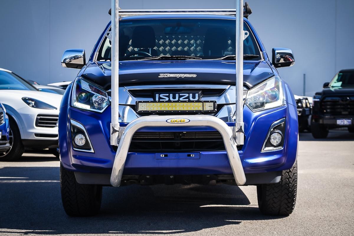 Isuzu D-max image 3