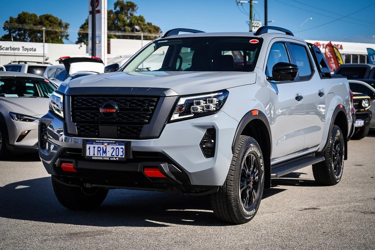 Nissan Navara image 4