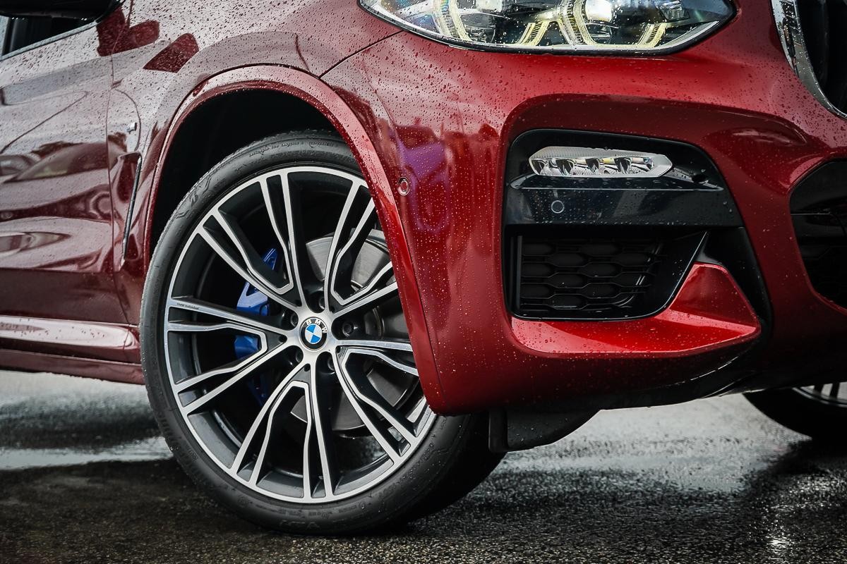 BMW X4 image 2