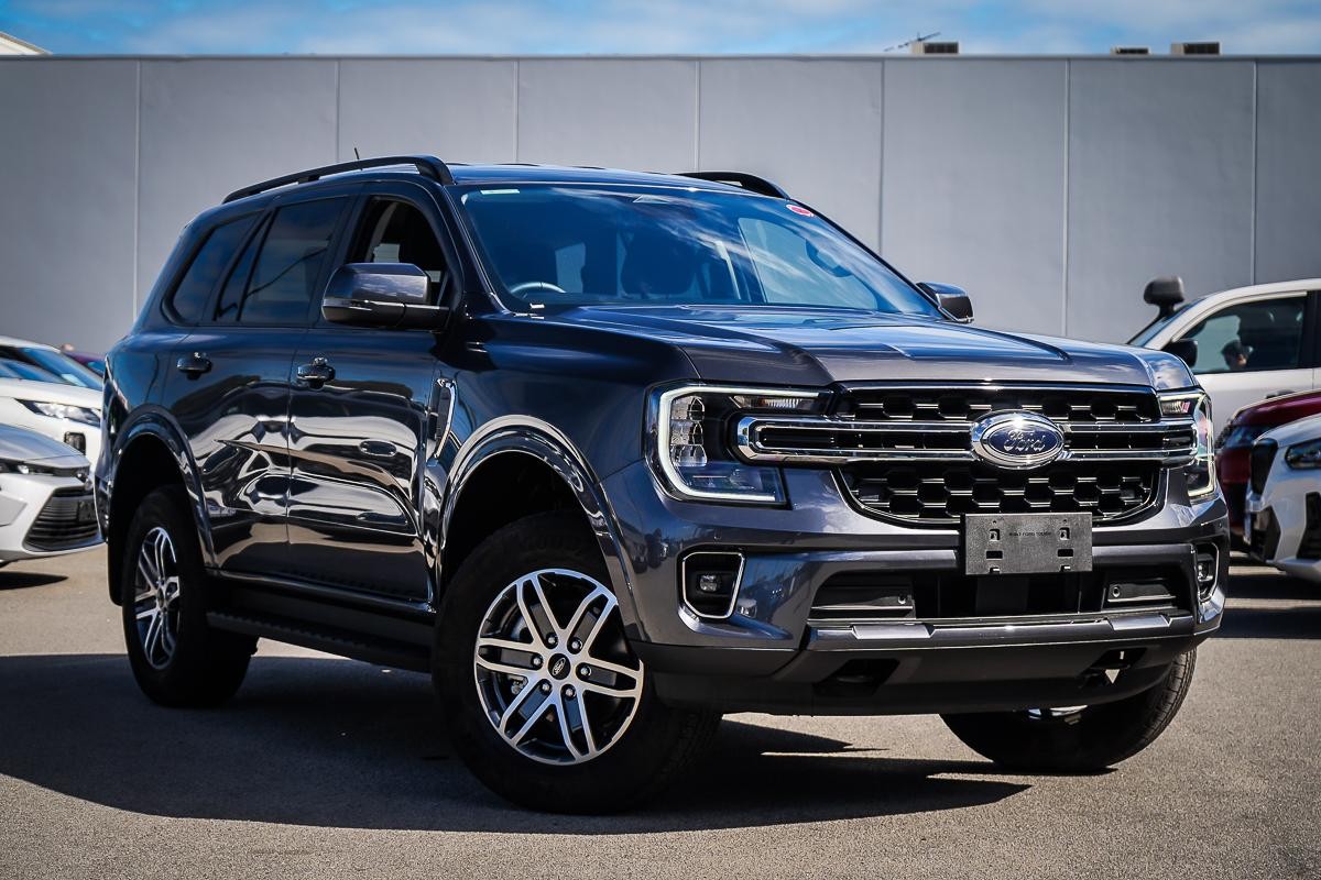 Ford Everest image 1