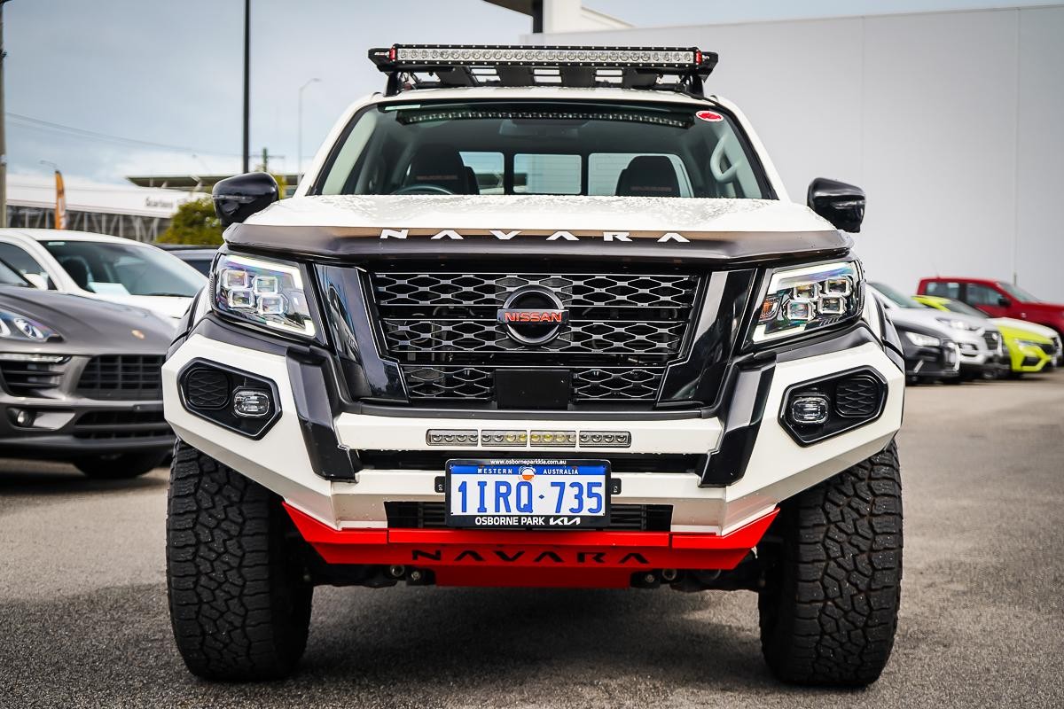 Nissan Navara image 3