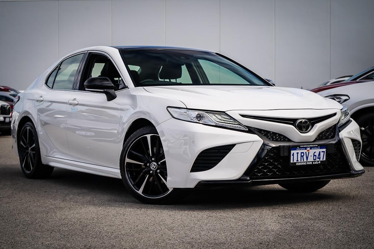 Toyota Camry image 1