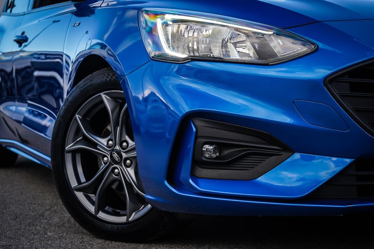 Ford Focus image 2