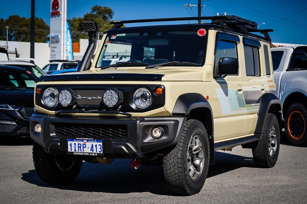 Suzuki Jimny image 4
