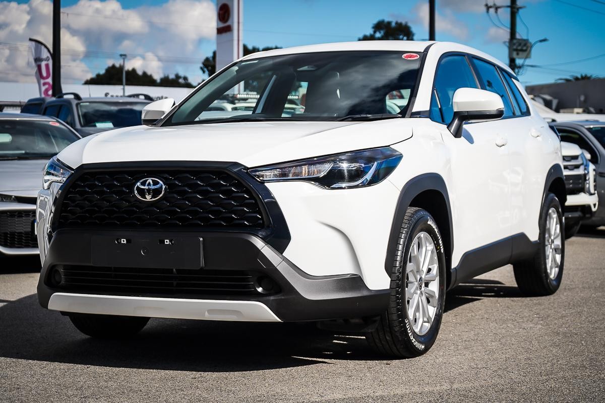 Toyota Corolla Cross image 4