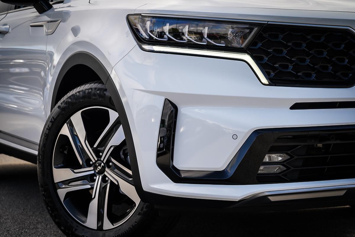 Kia Sorento image 2