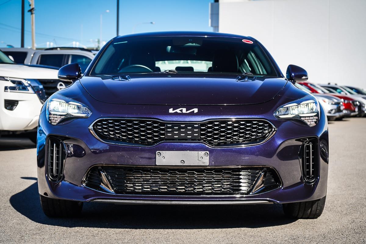 Kia Stinger image 3