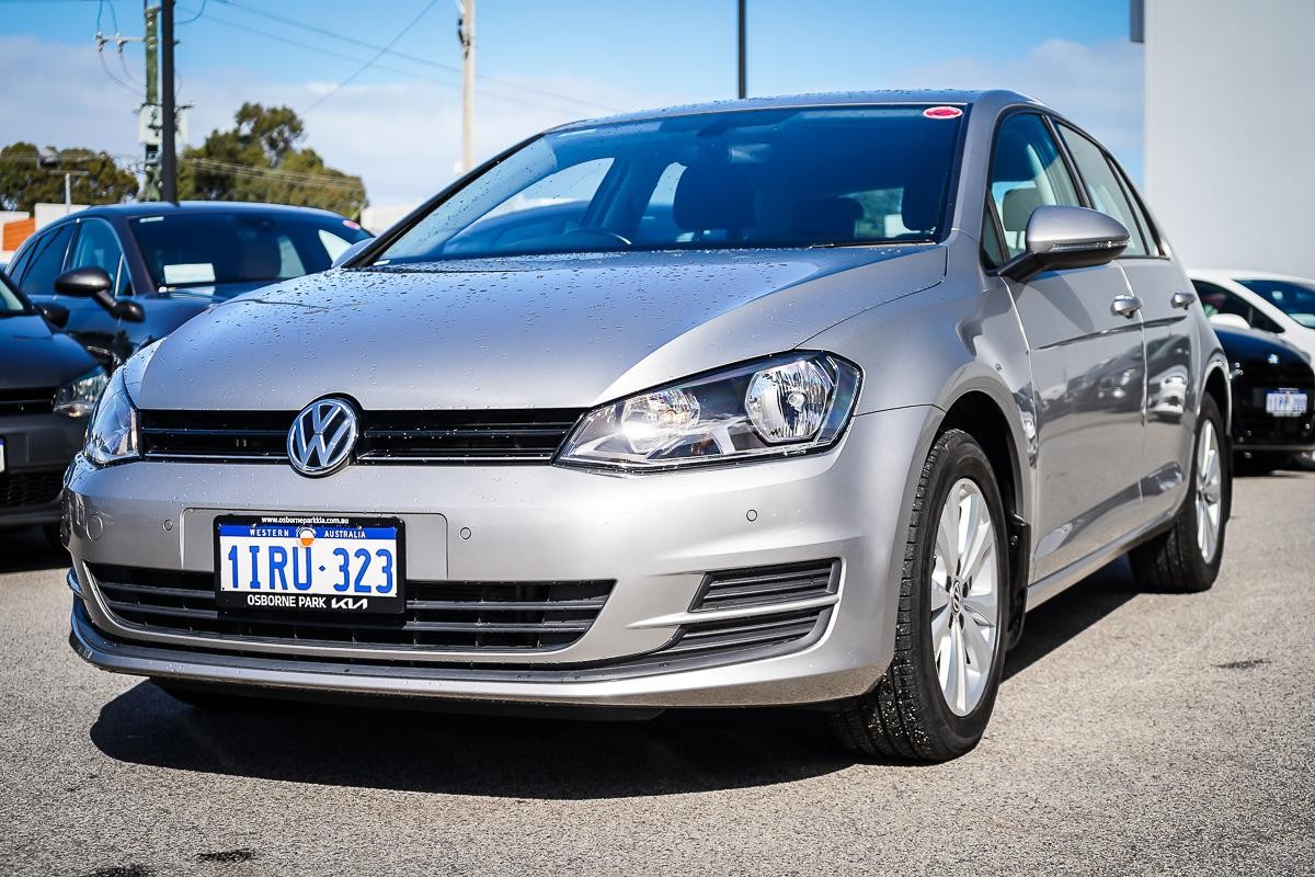 Volkswagen Golf image 4