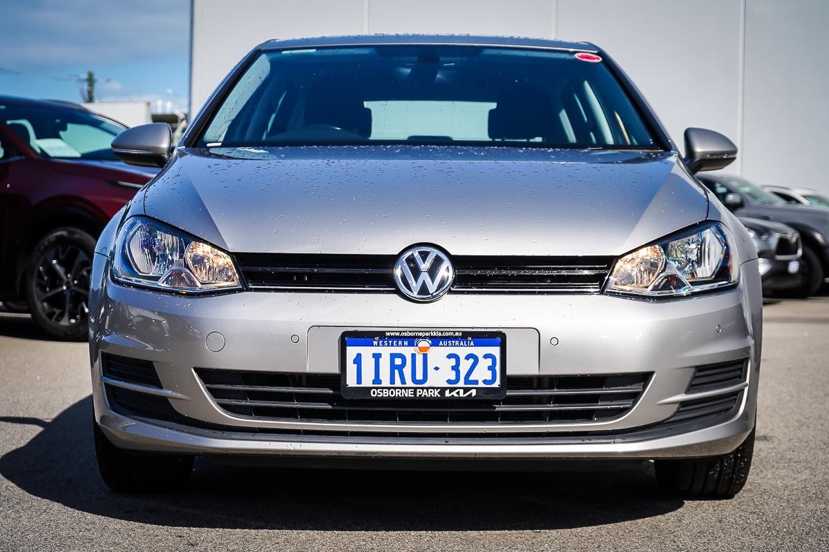 Volkswagen Golf image 3