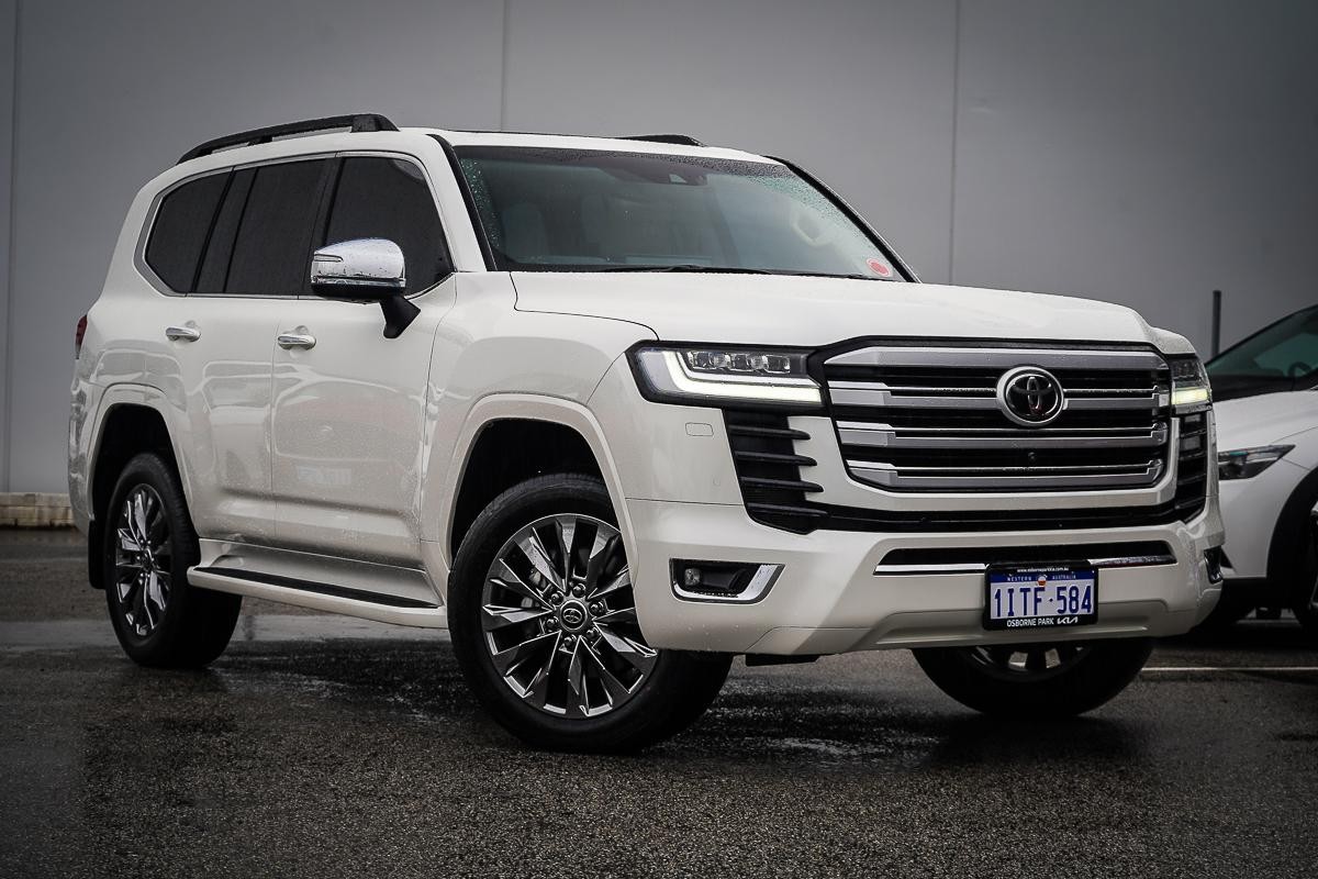Toyota Landcruiser image 1
