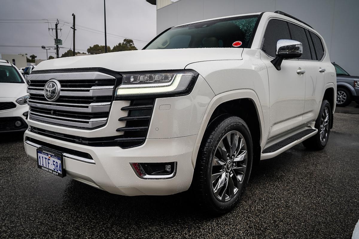 Toyota Landcruiser image 4