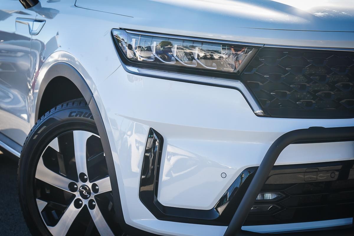 Kia Sorento image 2